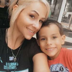 Meet your Posher, Vanessa